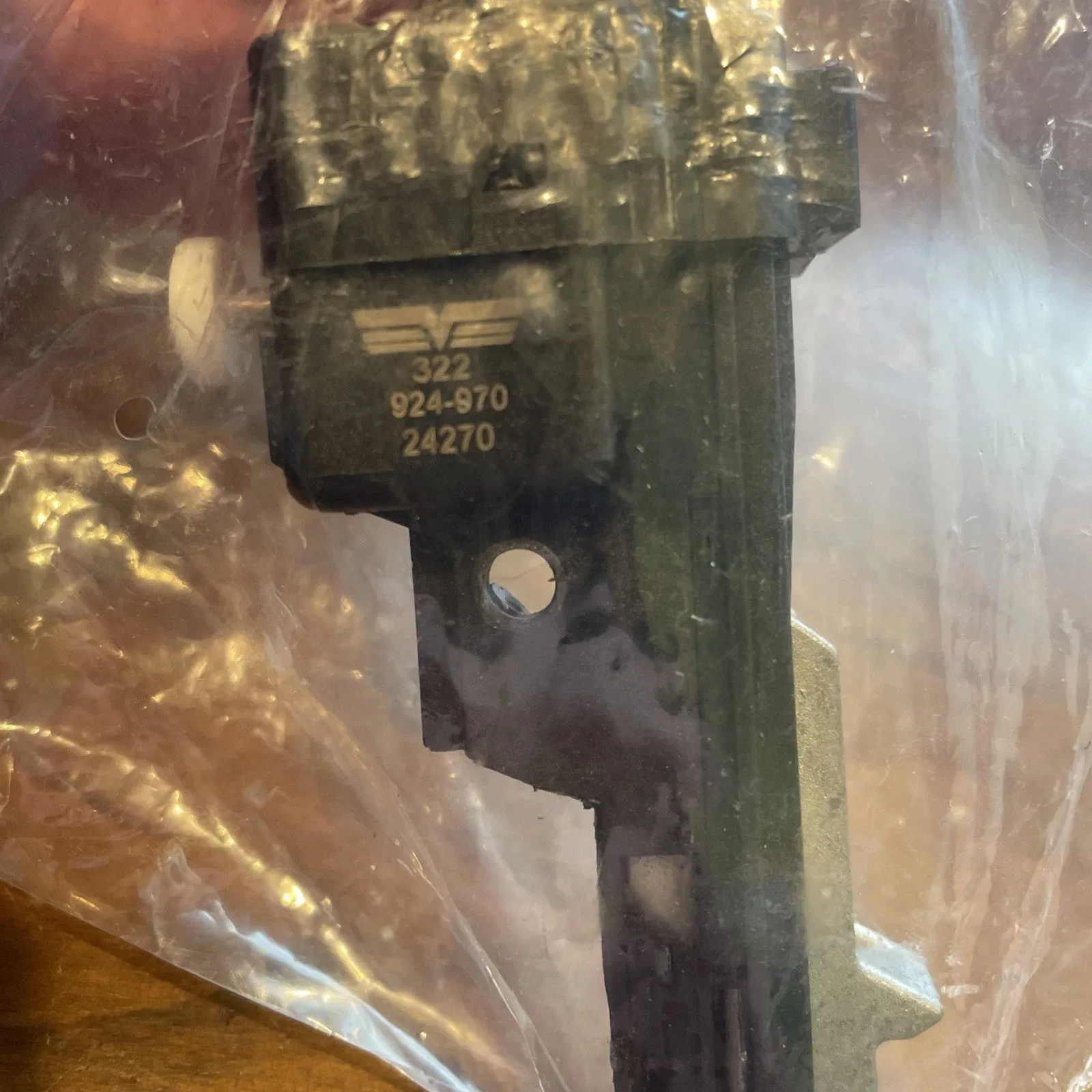 Shift Interlock Solenoid 924-970 for Select Ford / Lincoln Models image 3