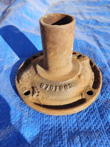 Chevrolet/GM 4-Speed Transmission Bearing Retainer – Part #8761862
