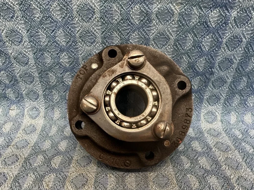 1953-1954 Chevrolet Powerglide Rear Oil Pump Assy #3702053 image 2