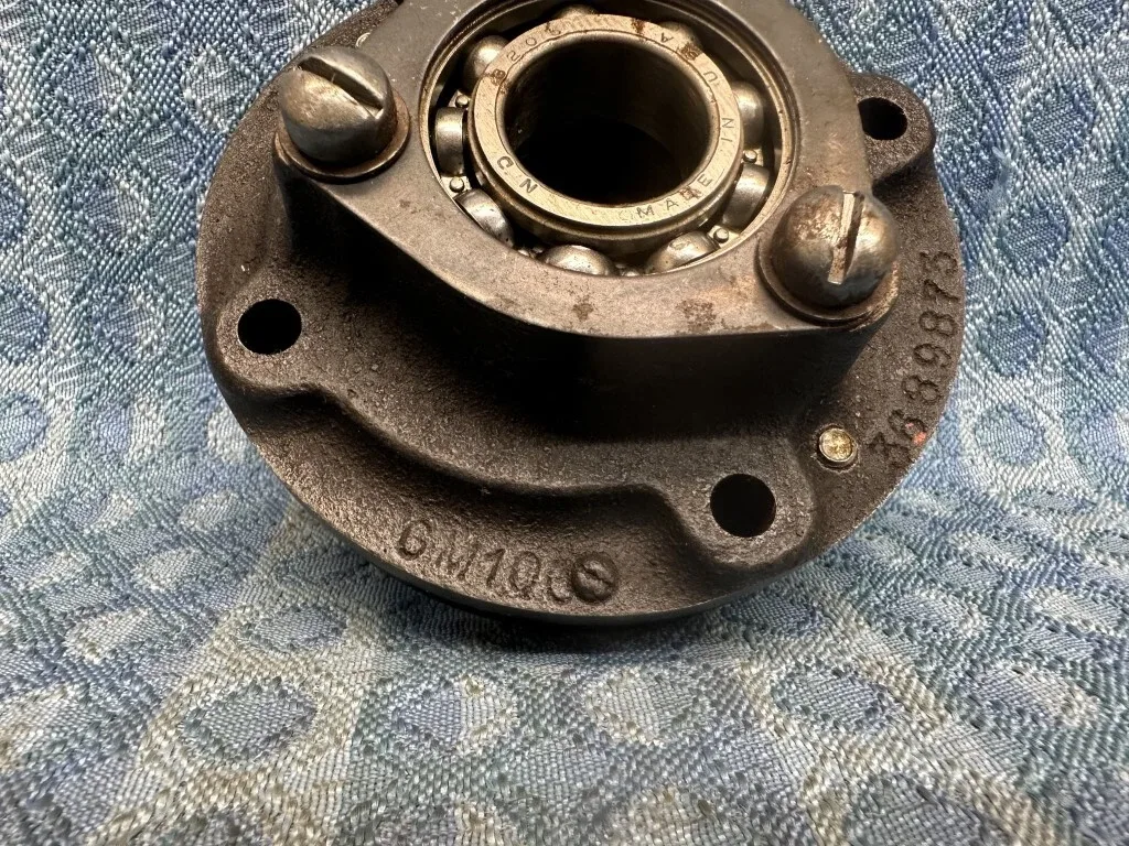 1953-1954 Chevrolet Powerglide Rear Oil Pump Assy #3702053 image 3