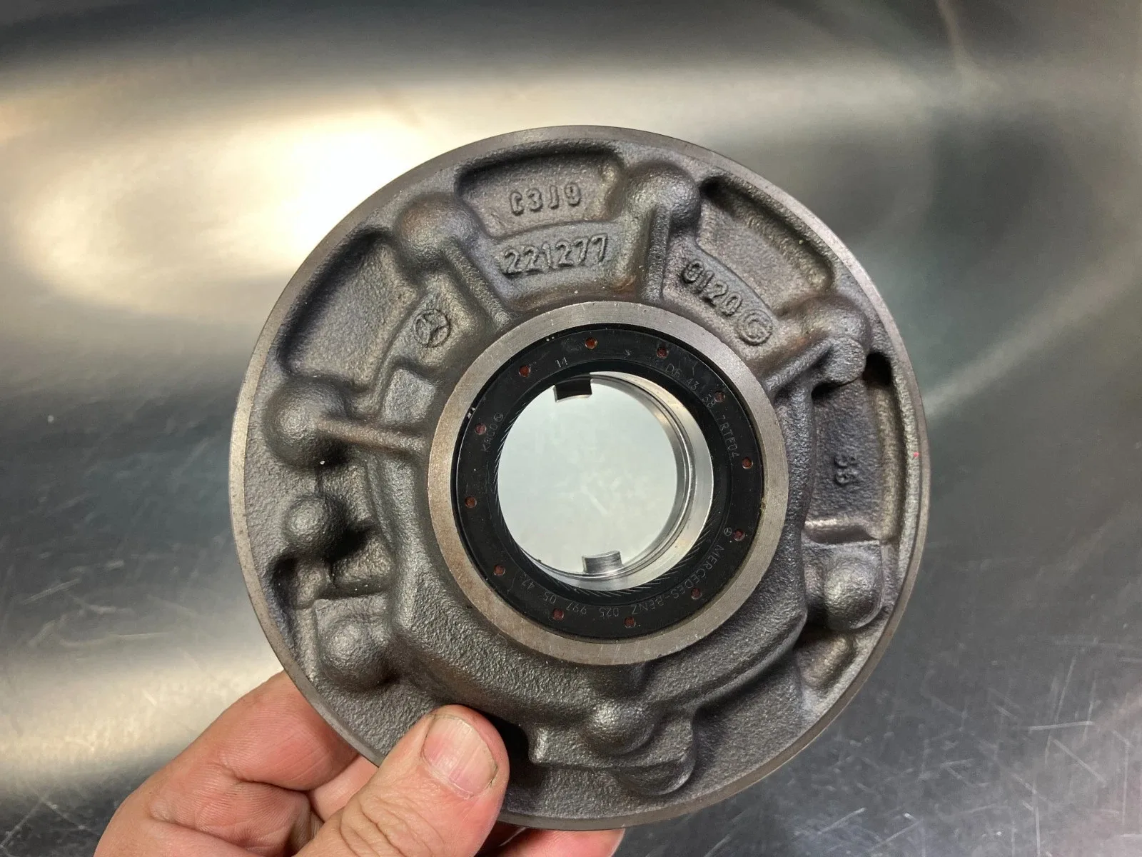 mercedes e350 gl450 s550 s400 clk350 722.9 7 speed transmission oil pump OEM image 2