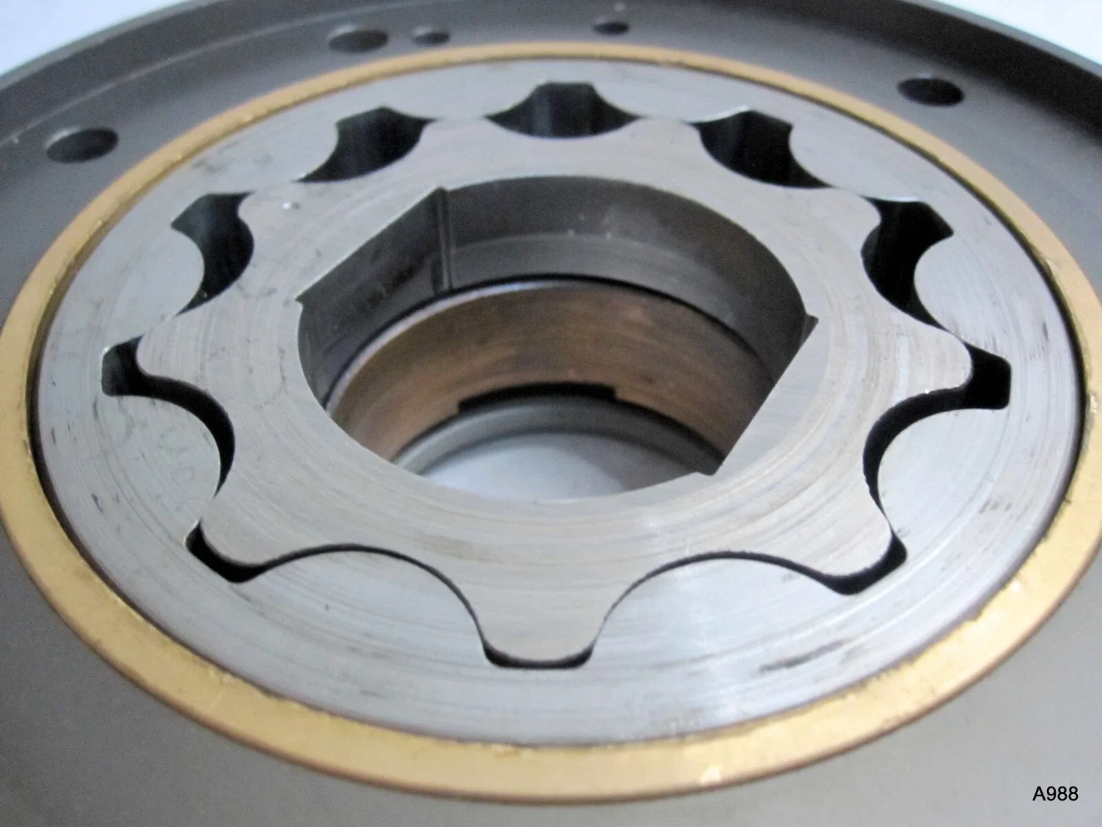 Lenco Front Oil Pump Housing for Mega C6 Drivetrain image 4
