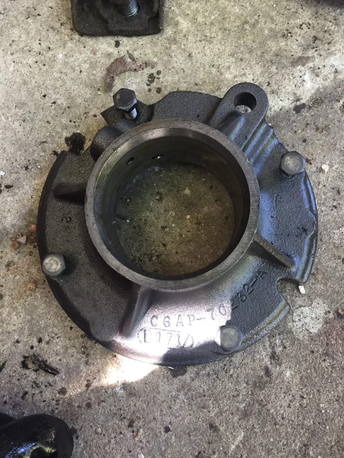 1972-1973 Ford Truck C6 Automatic Transmission Oil Pump Cover Housing D3TP-7006-A1A