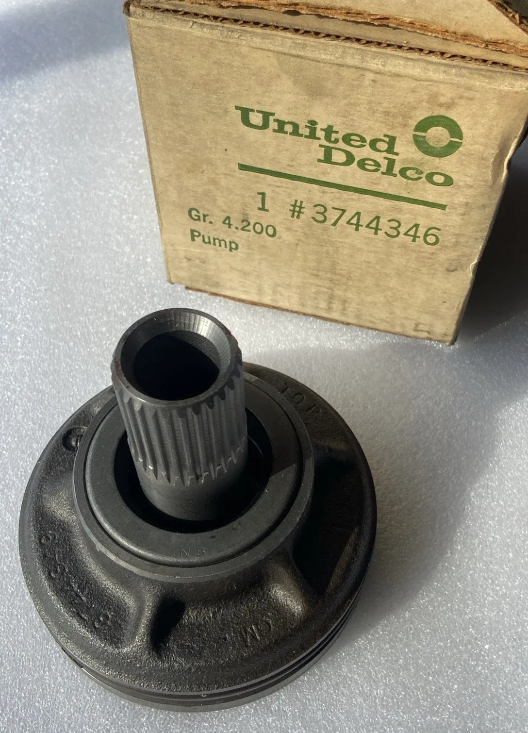 1958-1962 Corvette Transmission Front Oil Pump Assy GM 3744346
