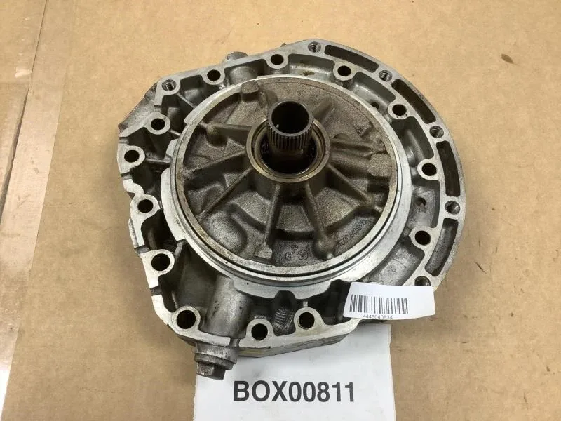 2005 Land Rover Range Rover Transmission Oil Pump Hub MPN 1058410081-11 image 4