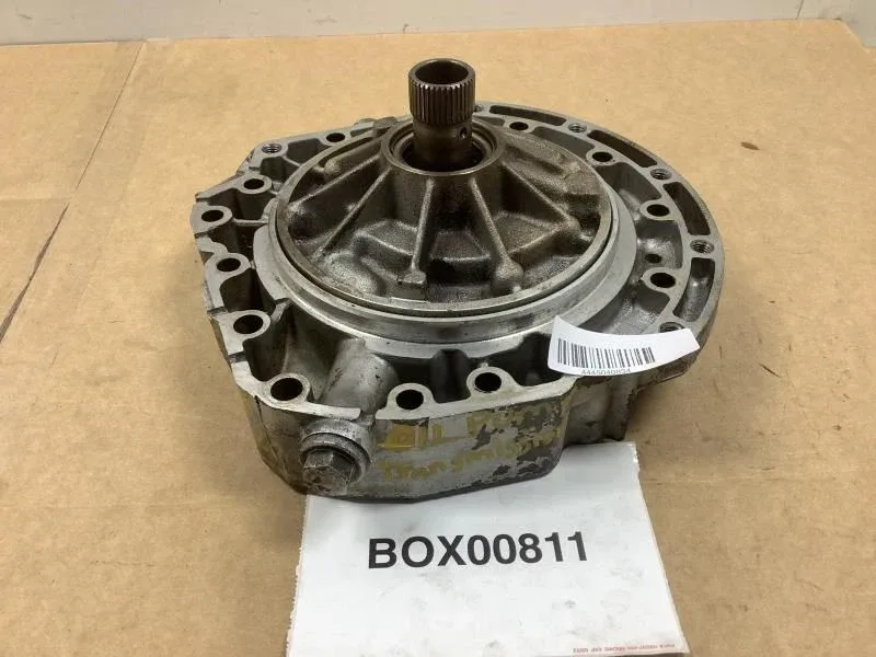 2005 Land Rover Range Rover Transmission Oil Pump Hub MPN 1058410081-11