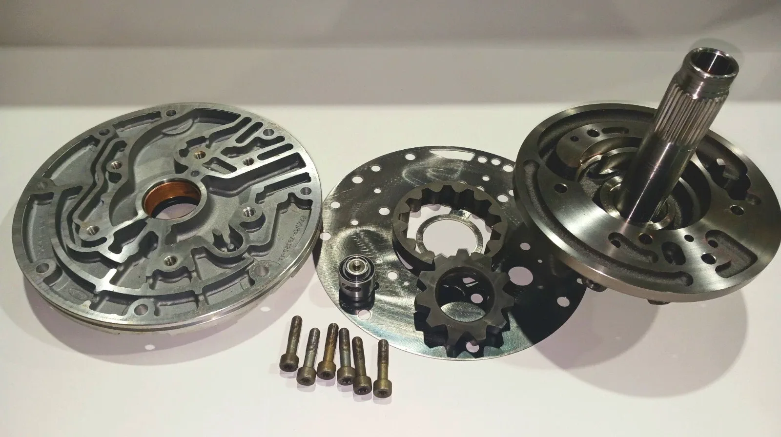 2001 & Up Ford 5R55W/5R55S/5R55N Transmission Oil Pump — 5L2P-7B325-AA image 2