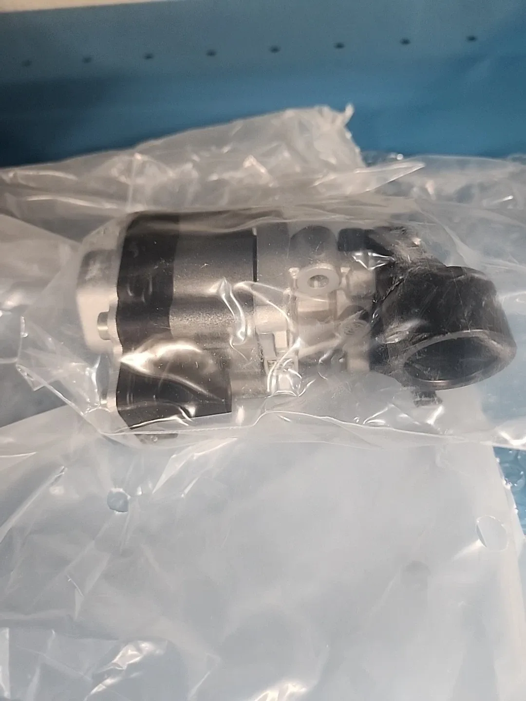 Ford / Lincoln Transmission Oil Pump K2GZ7P086C OEM image 4