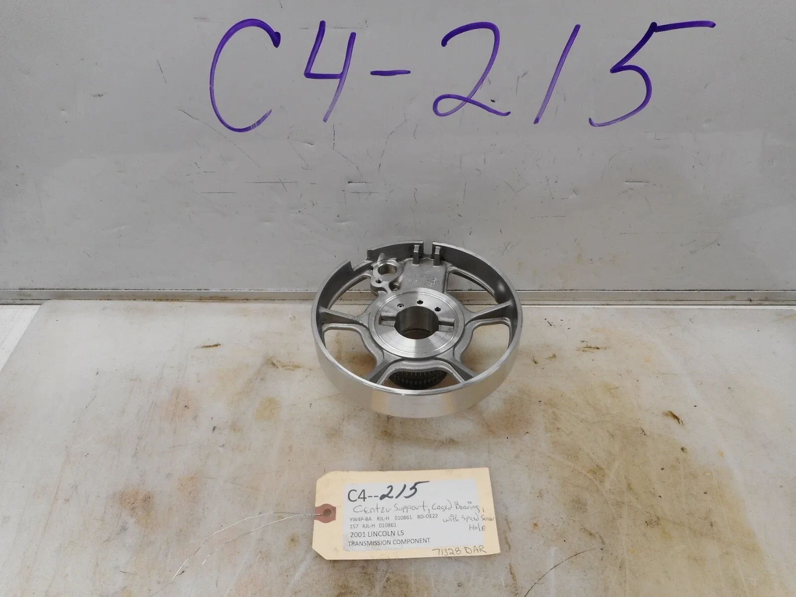 2001 Lincoln LS Center Support w/ Caged Bearings & Speed Sensor Hole - 71382DAR image 2