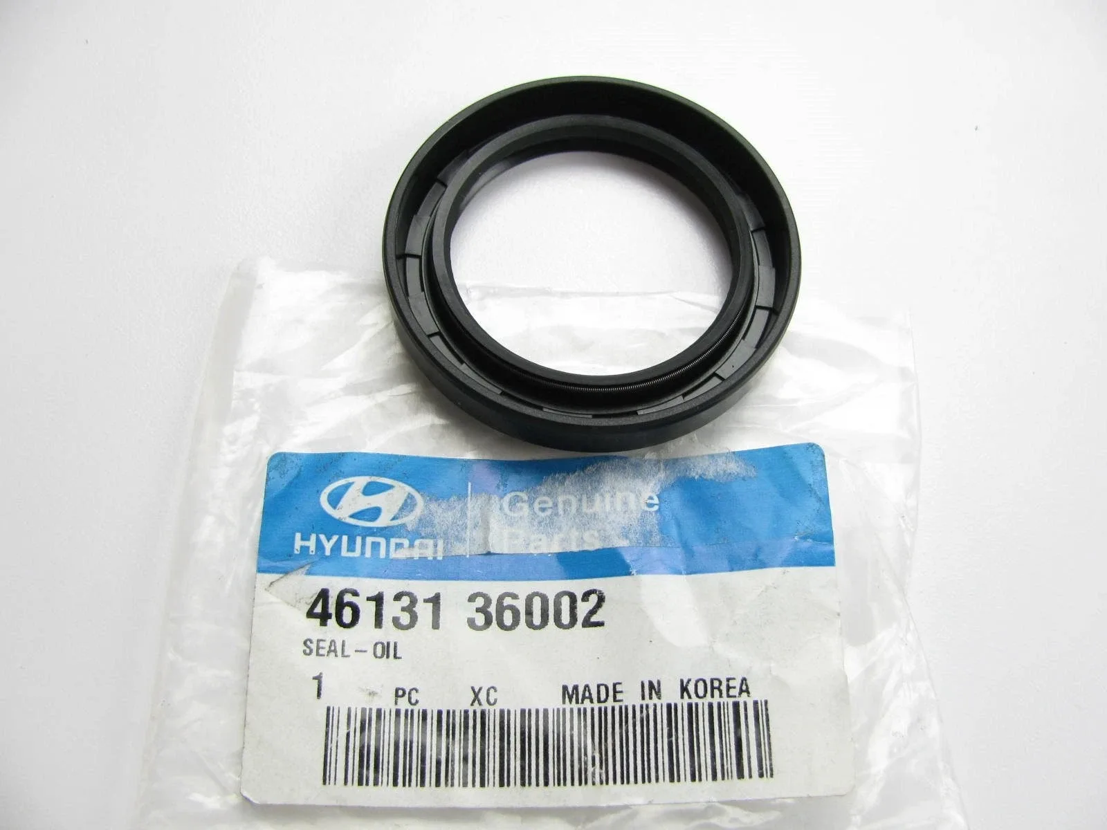 HYUNDAI 4613136002 Automatic Transmission Oil Pump Seal