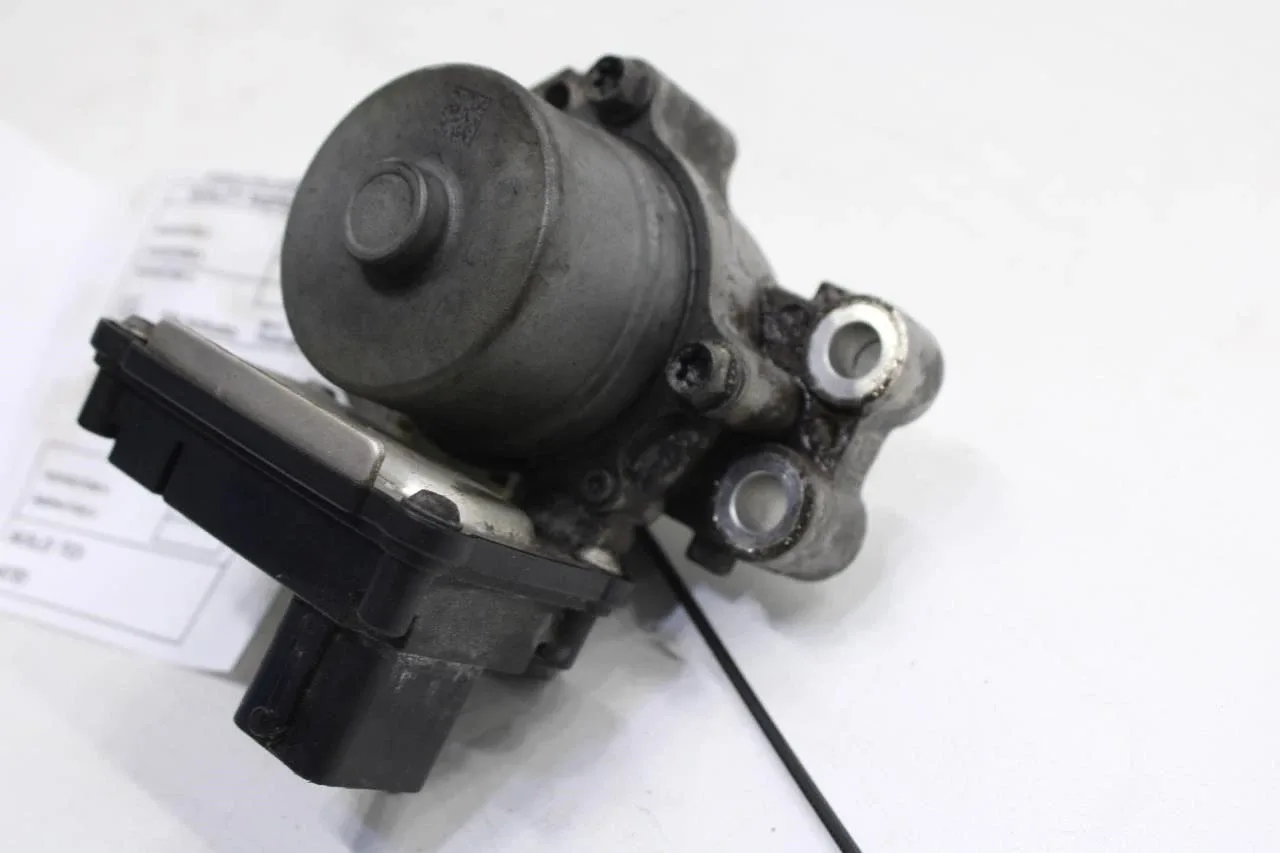 2020-2023 Hyundai Sonata SE 2.5L FWD Automatic Transmission Oil Pump 46110-2F600 image 3