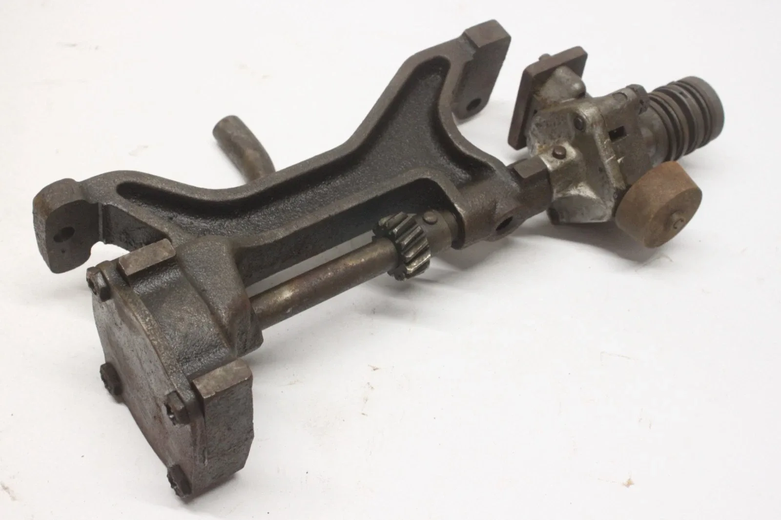 1948-1954 Pontiac Hydra-Matic Rear Oil Pump Assembly — 8614701 image 3