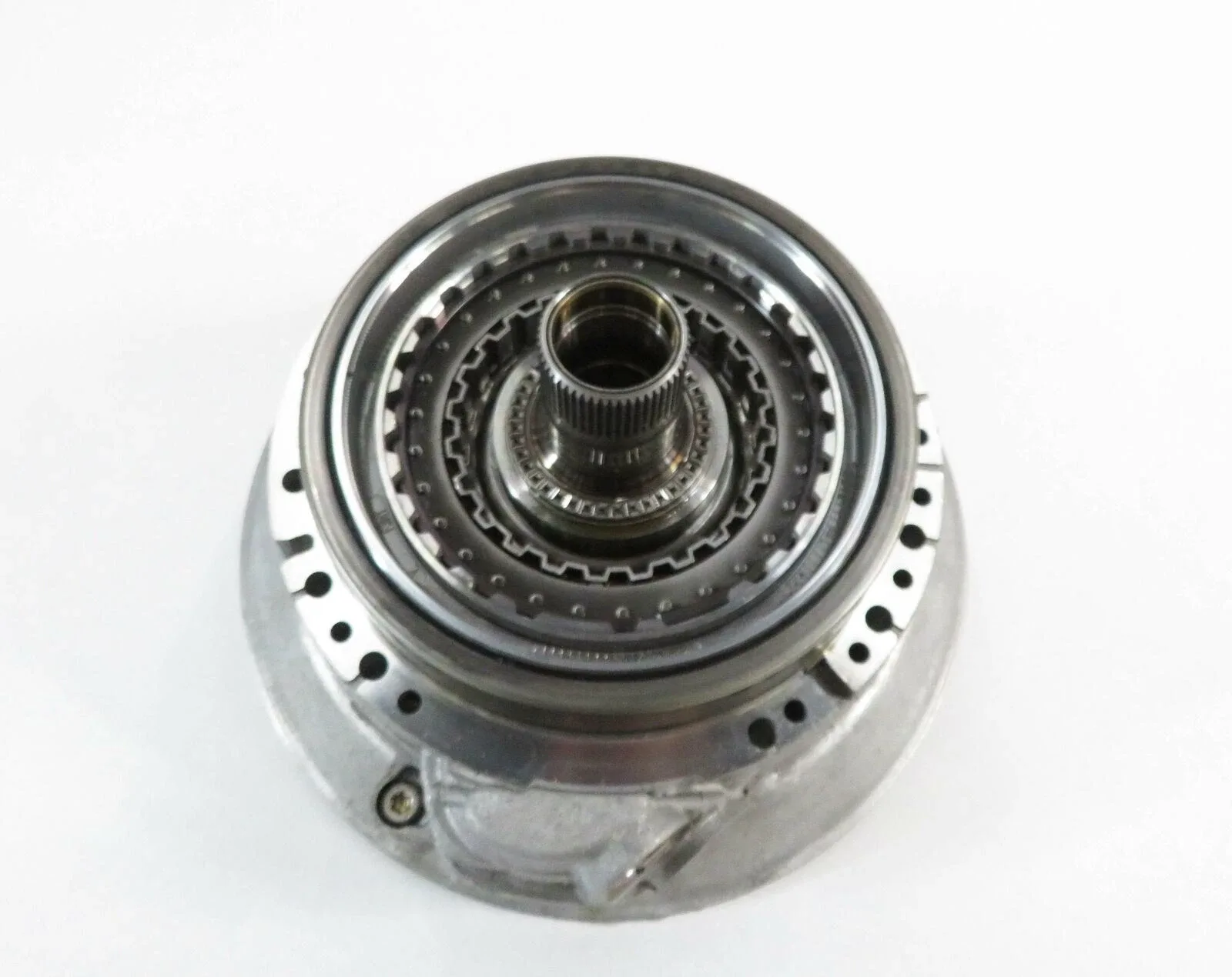 2013-2015 BMW X1 E84 28iX AWD 2.0L Turbo 8HP-45 Transmission Fluid Pump (1090110351) image 2