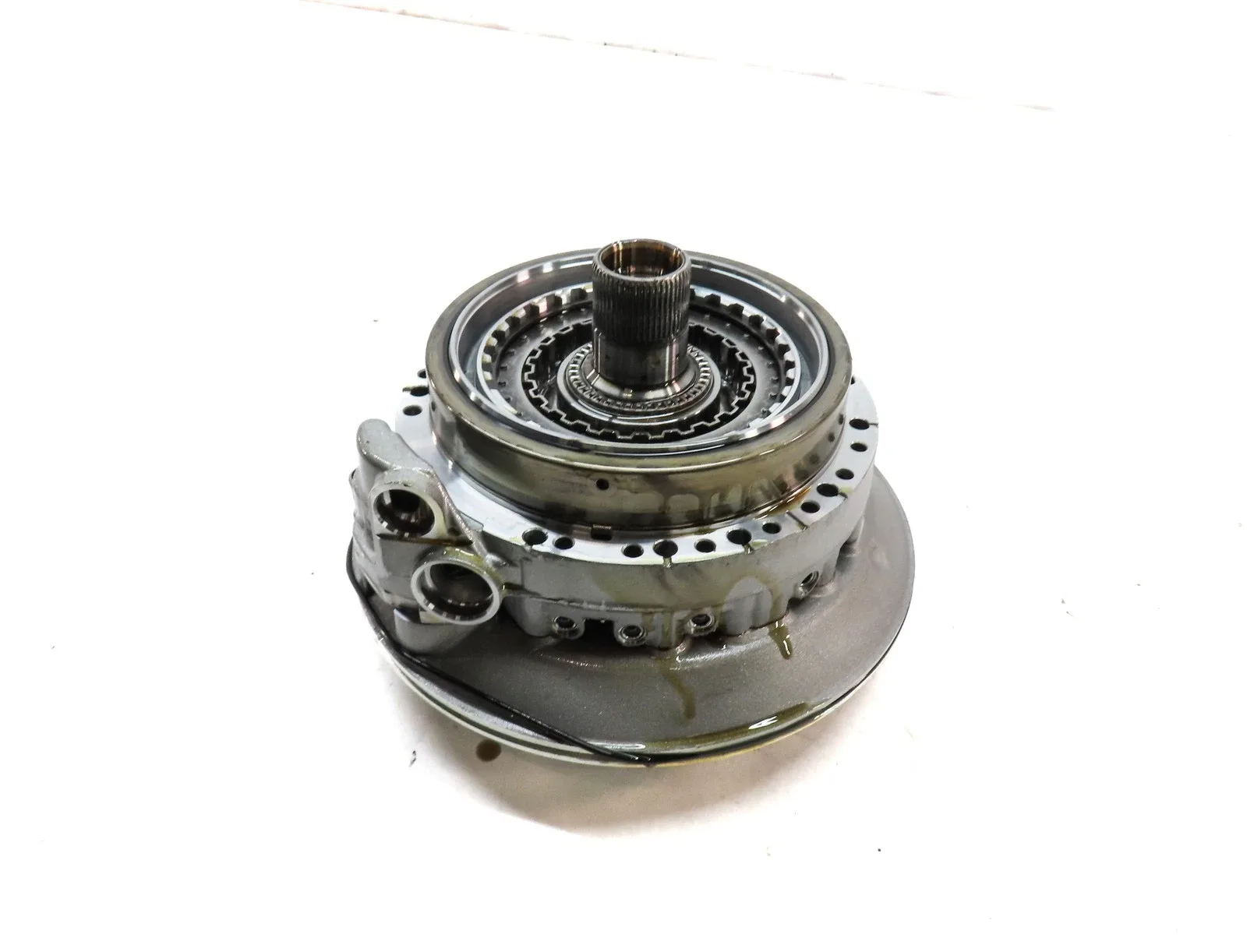 2013-2015 BMW X1 E84 2.0L Turbo 28iX AWD 8HP-45 Transmission Oil Pump - 1090110340