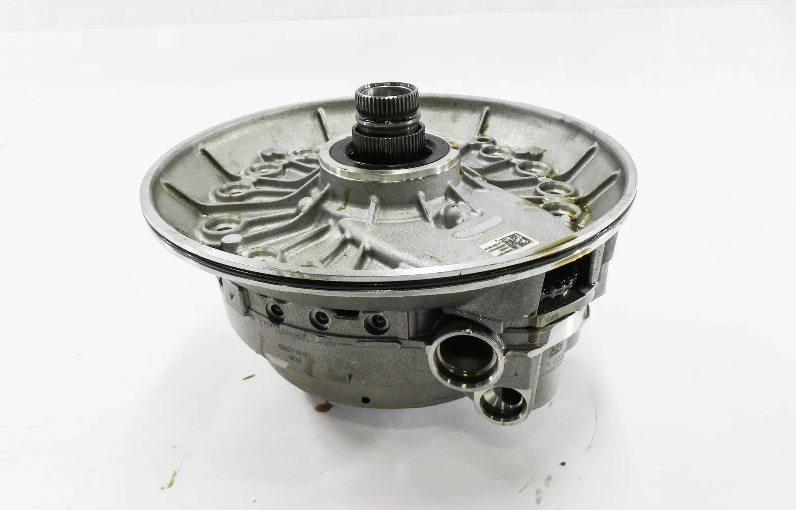 2013 BMW X1 (E84) 2.0L RWD 8HP45 Automatic Transmission Oil Pump — MPN 1090110320 image 3