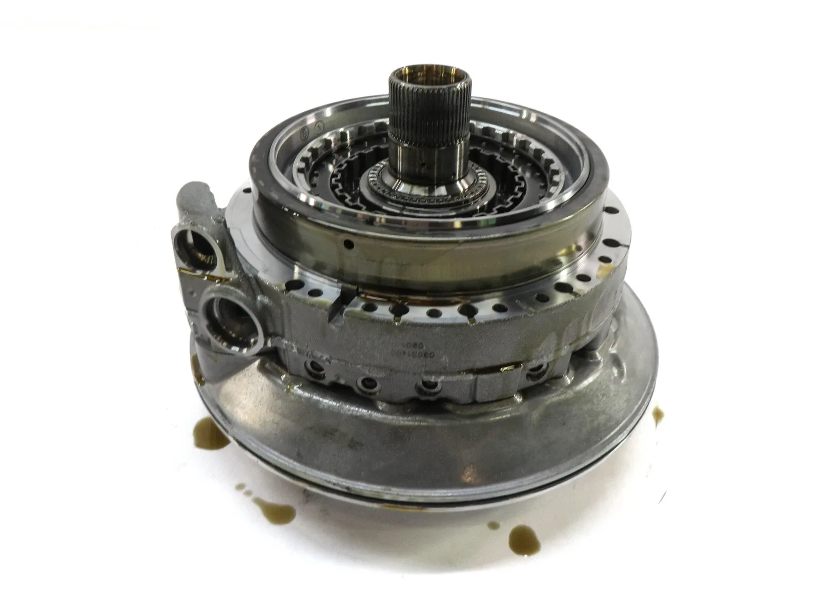 2014-2015 BMW X1 E84 28i Automatic Transmission Oil Pump - MPN 1090210107 image 2