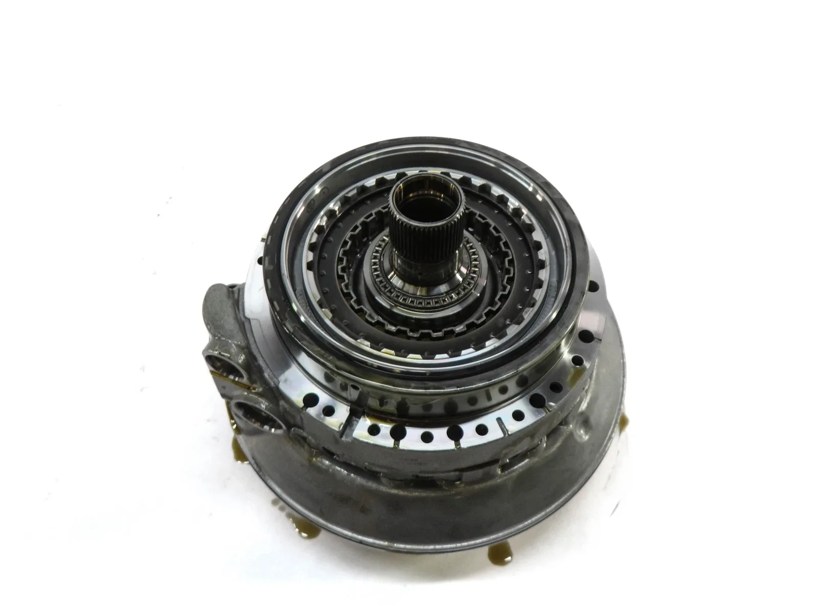 2014-2015 BMW X1 E84 28i Automatic Transmission Oil Pump - MPN 1090210107 image 3
