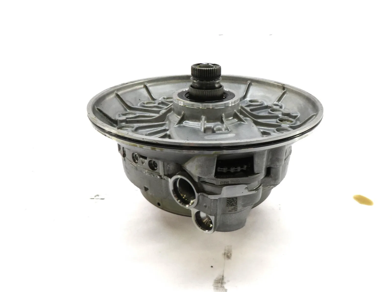 2014-2015 BMW X1 E84 28i Automatic Transmission Oil Pump - MPN 1090210107 image 4