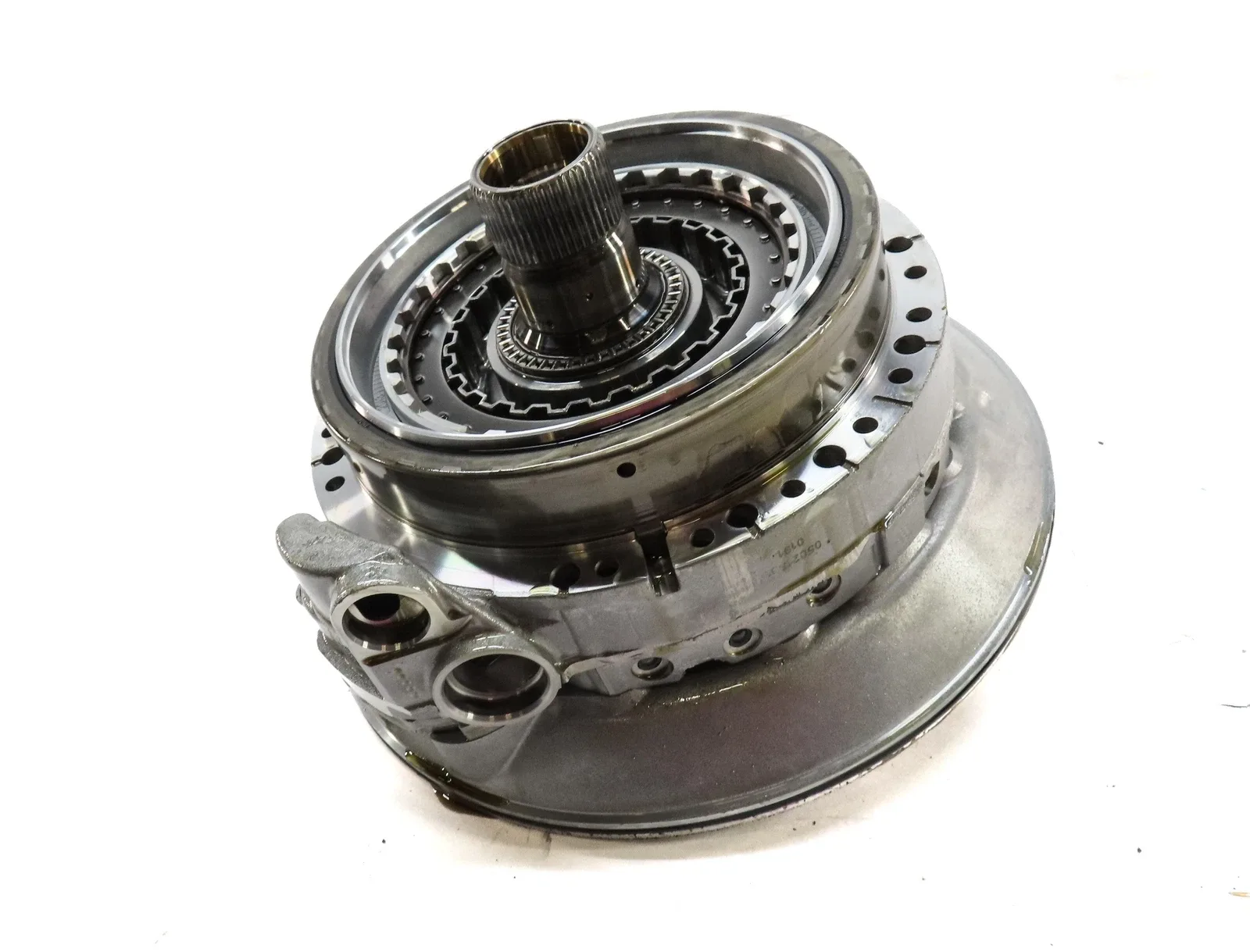 2014-2015 BMW X1 28i Automatic Transmission Oil Pump MPN 24008601667 image 2