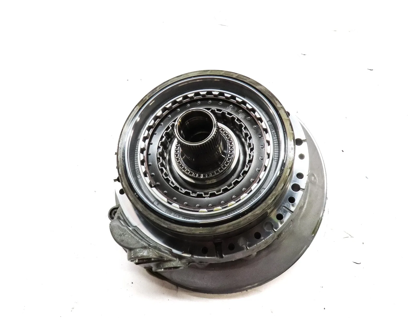 2014-2015 BMW X1 28i Automatic Transmission Oil Pump MPN 24008601667 image 4