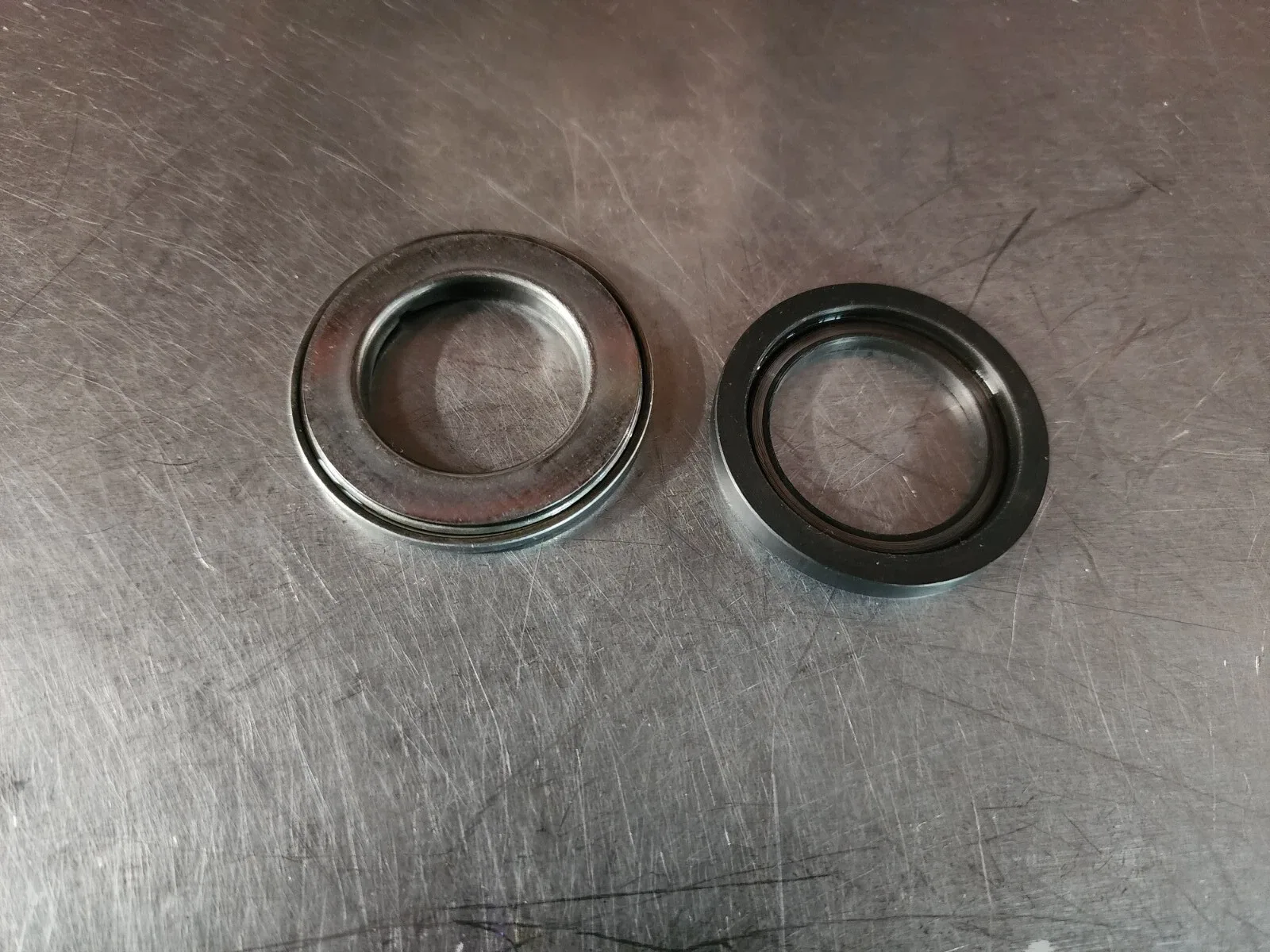 Forward Hub Washer & Bearing for AODE / 4R70W / 4R75W / 4R75E - MPN 76574A image 2