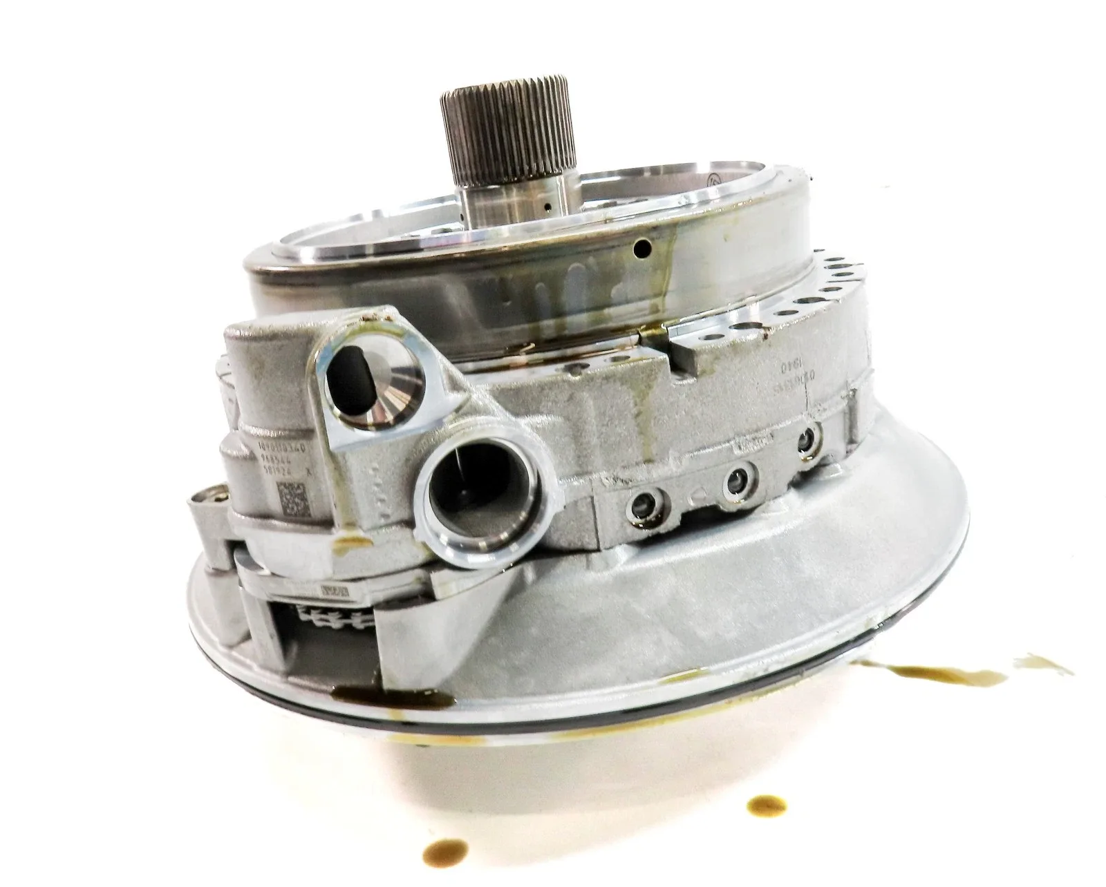 2013-2015 BMW 640i/740i AWD 8-Speed Automatic Transmission Oil Pump - 1090110347 image 3