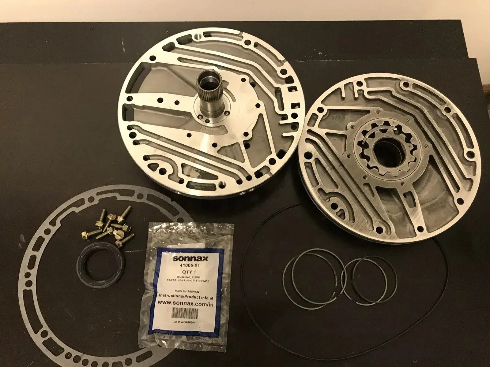Mitsubishi Montero V4A51 R4A51 Transmission Oil Pump (Remanufactured) image 3