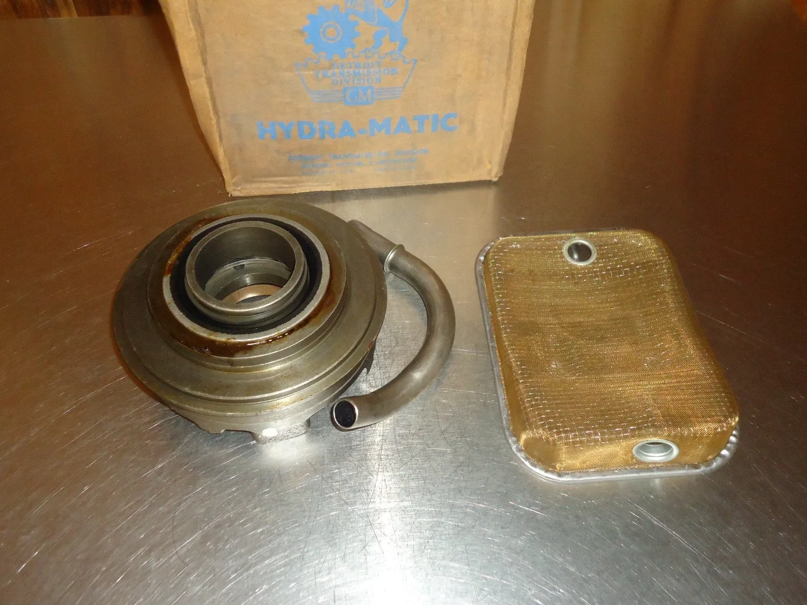 1950-1951 Cadillac Pontiac GM Hydramatic Transmission Oil Pump 8614996 image 2