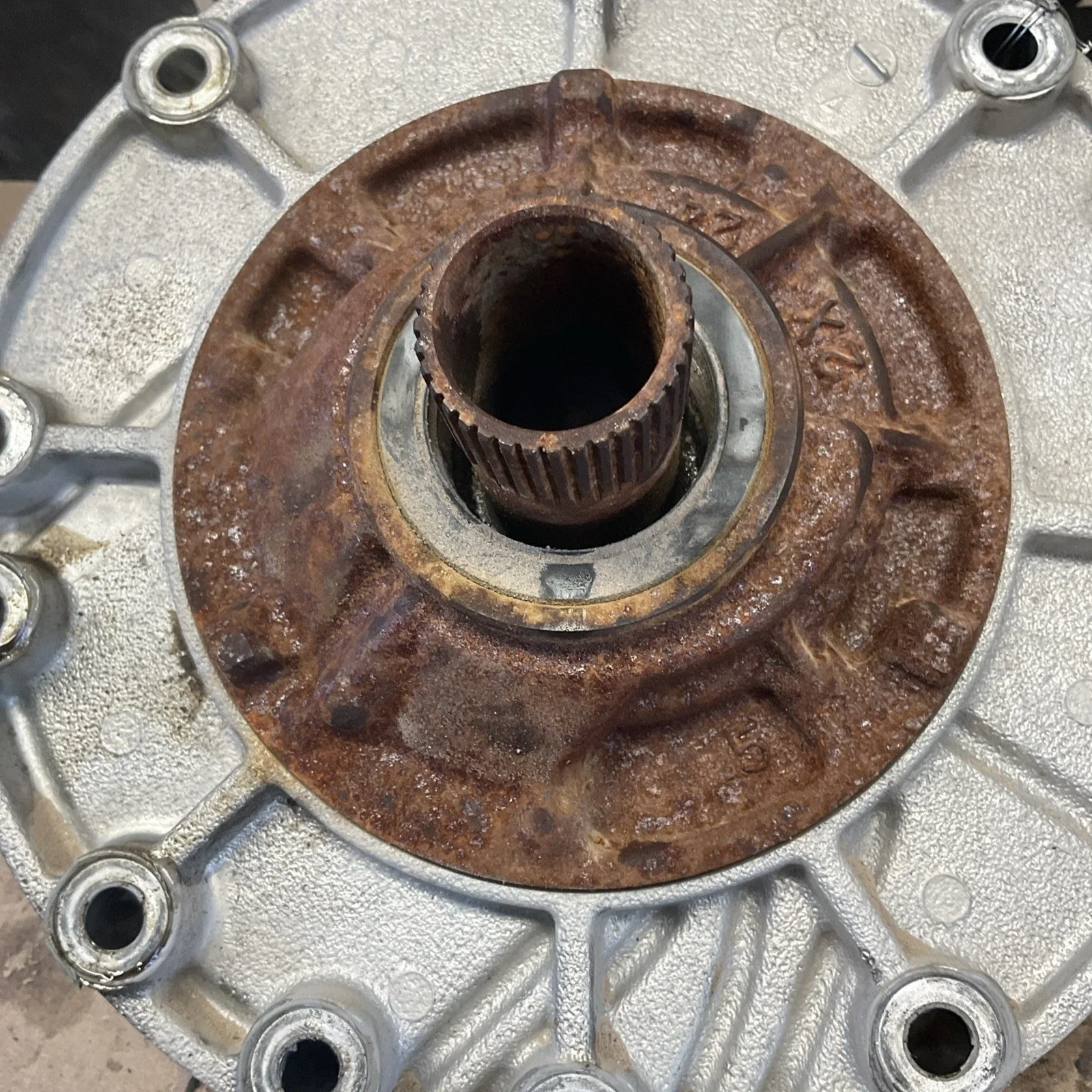 2003-2004 Nissan 350Z / Infiniti G35 Automatic Transmission Oil Pump 31340-90X04 image 4