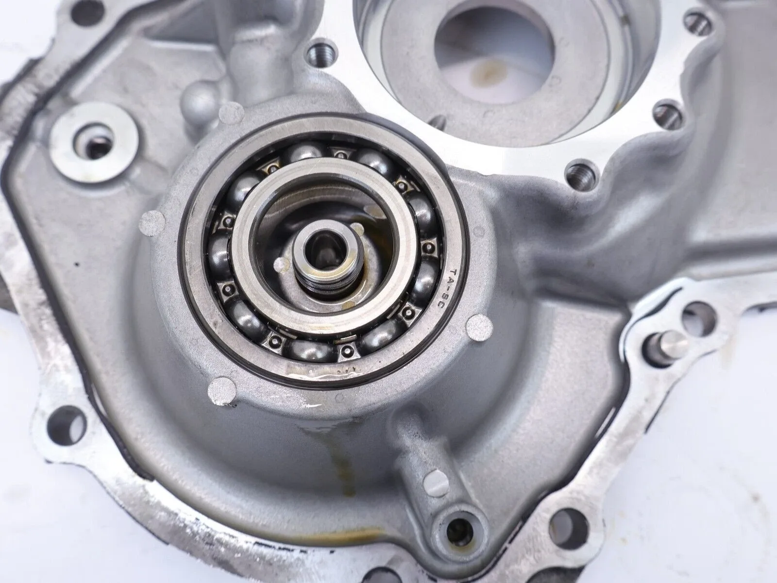 2015-2021 Subaru WRX CVT Converter Cover Oil Pump 31135AA080 image 3