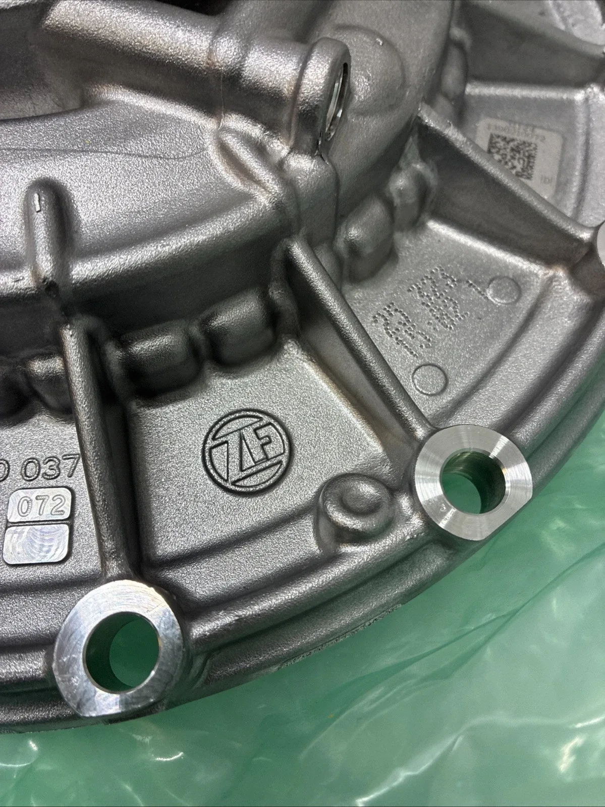 ZF Transmission Oil Pump image 2