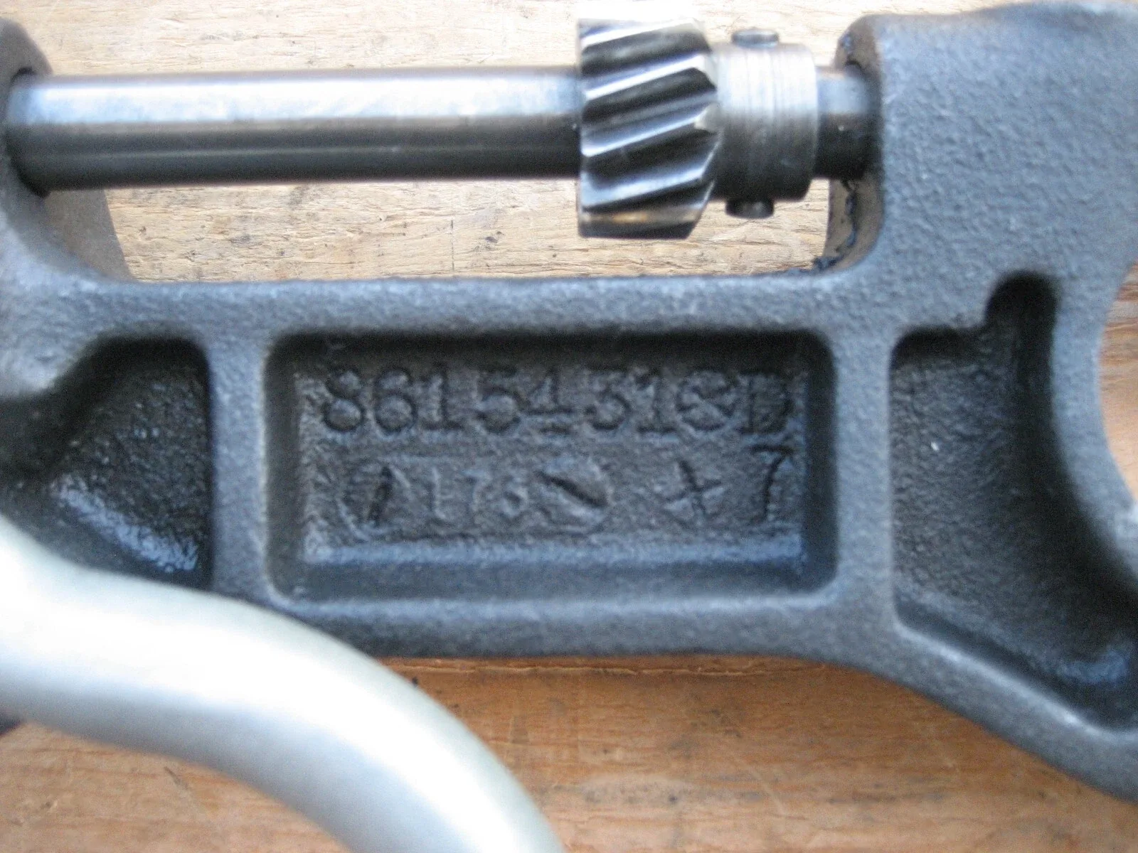 1953-1955 Cadillac Hydramatic Transmission Oil Pump image 2