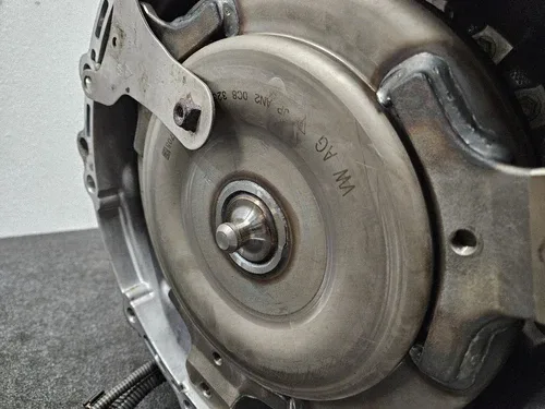 2011-2014 Porsche Cayenne 958 Hybrid S Automatic Transmission w/ Oil Pump - 95830001123 image 3