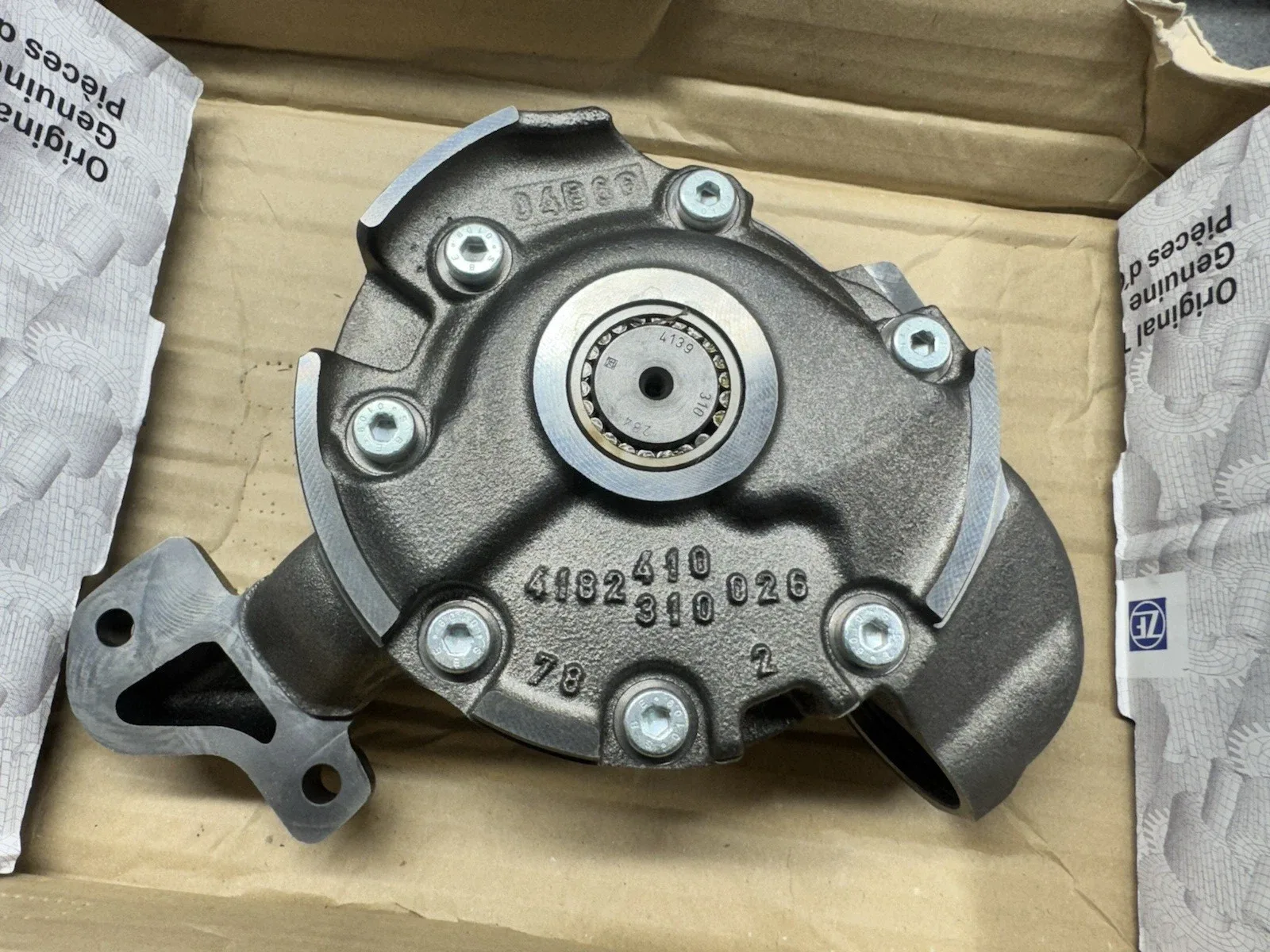 ZF Primary Transmission Oil Pump MPN 4182.210.004 (OEM 4182210004) image 2