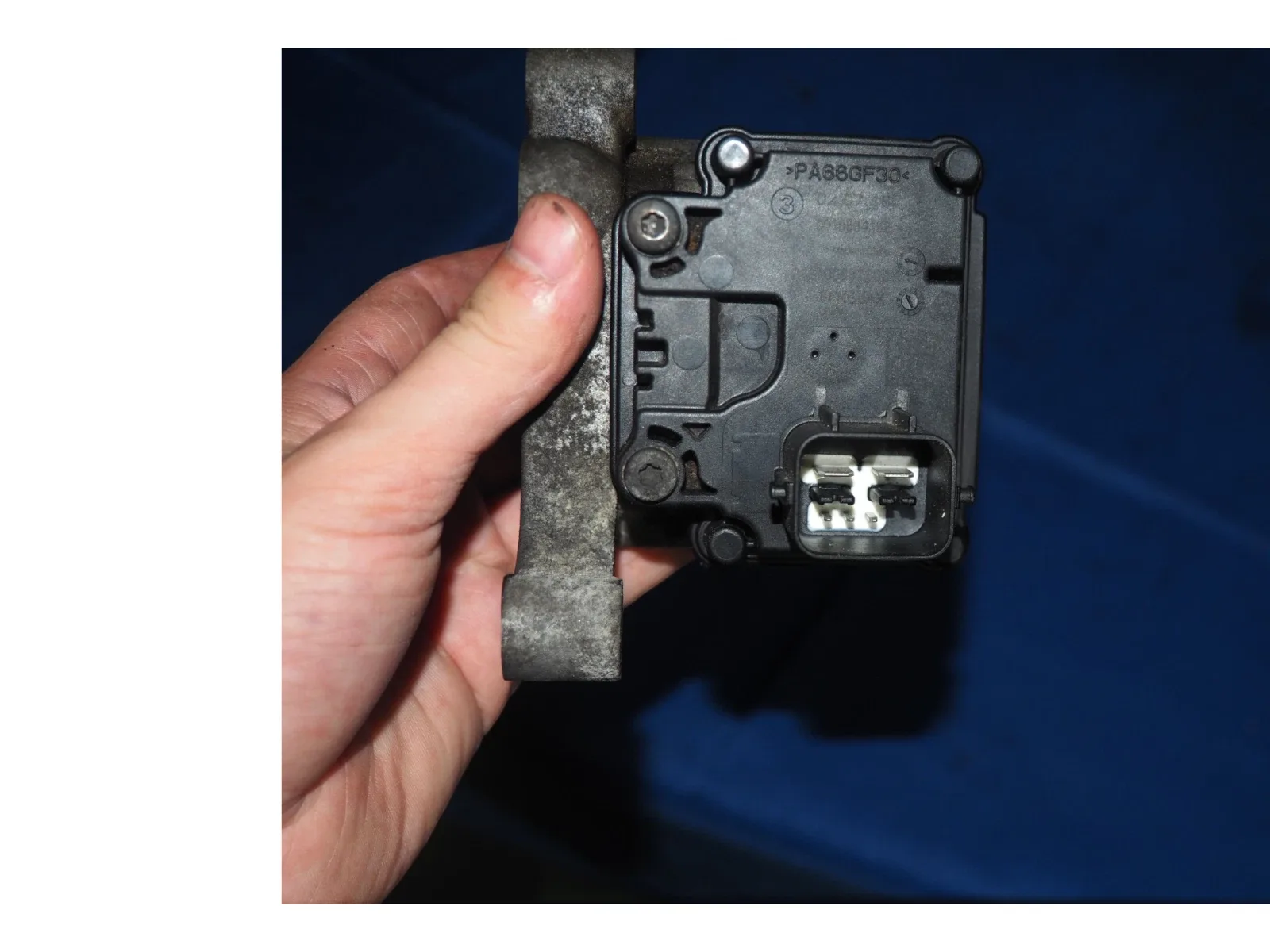 2020-2024 Kia Telluride / Hyundai Palisade Auxiliary Transmission Oil Pump 461104G500 image 4