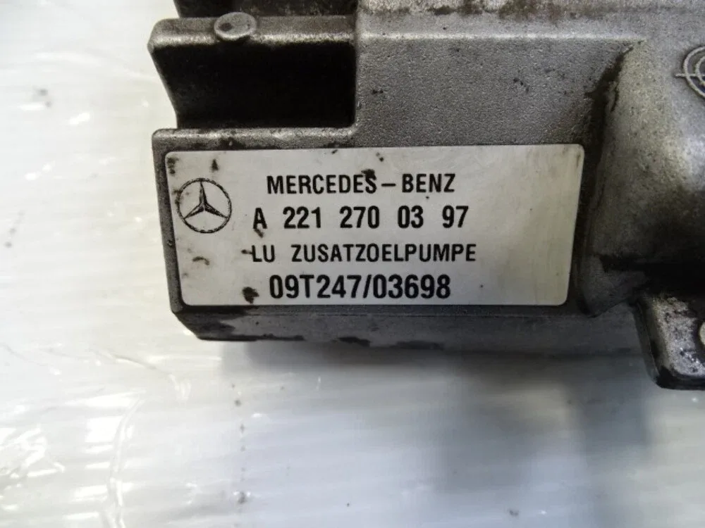 2010-2013 Mercedes-Benz S400 Hybrid Converter Housing Oil Pump — 2212700397 image 4