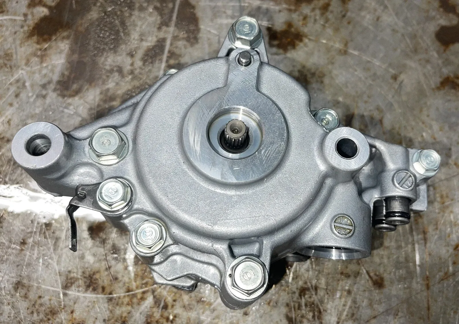 2014 Honda CVT Automatic Transmission Oil Pump image 4