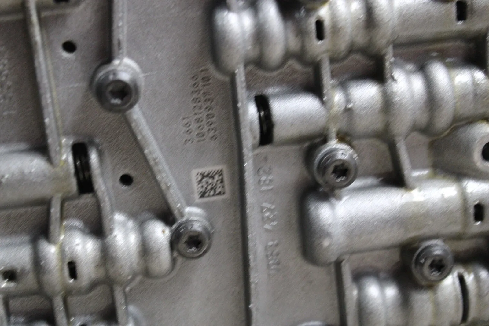 2004-2006 BMW X5 E53 Automatic Transmission Valve Body 24347543479 image 3