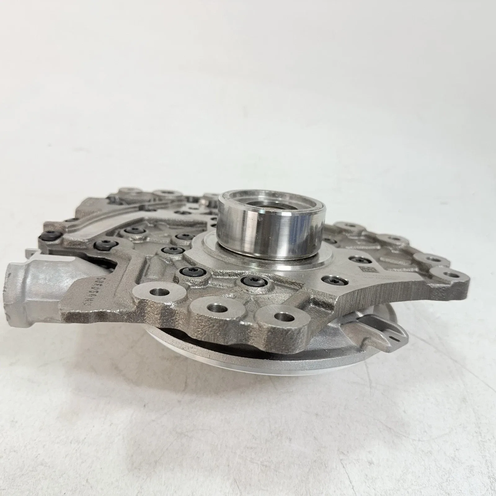 2016-2019 Lincoln MKC Transmission Oil Pump RF9L8P-7A105-CB image 3