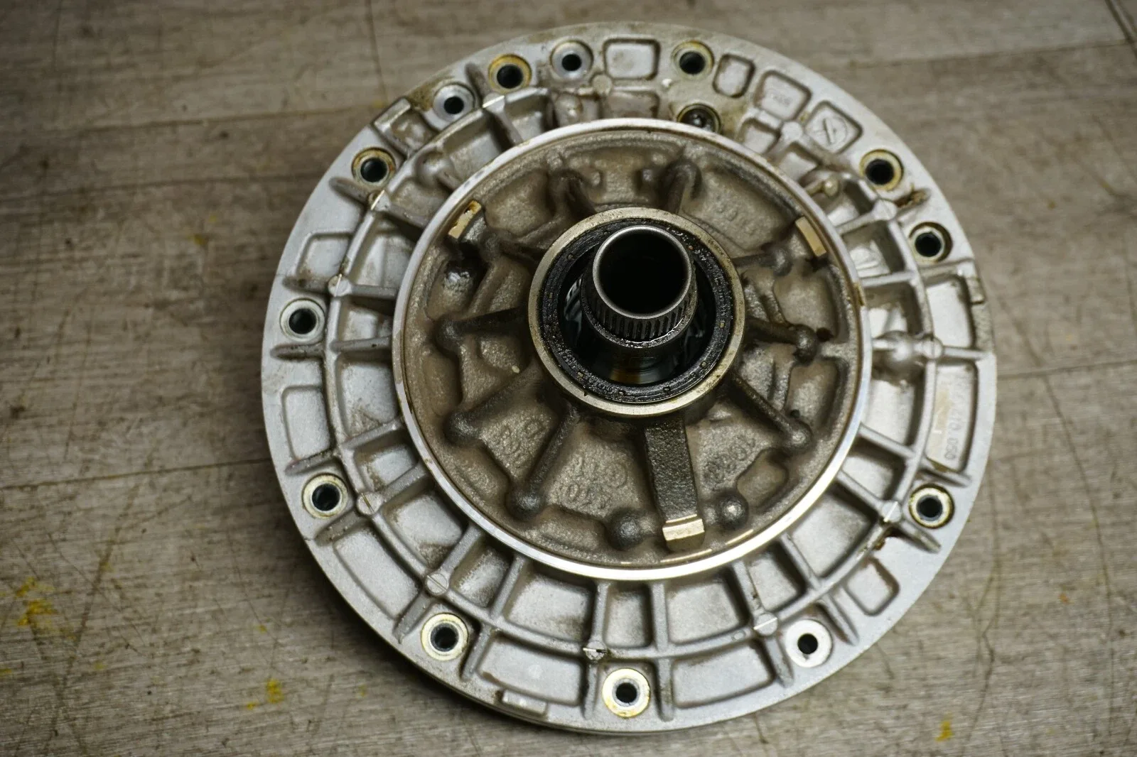 2009 Jaguar XF (X250) Supercharged 4.2L V8 Automatic Transmission Oil Pump MPN 1068110060