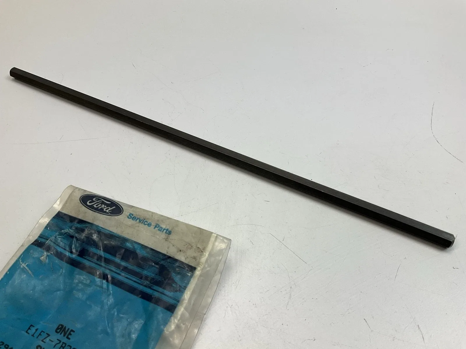 FORD OEM E1FZ-7B328-A Automatic Transaxle Oil Pump Drive Shaft (ATX)