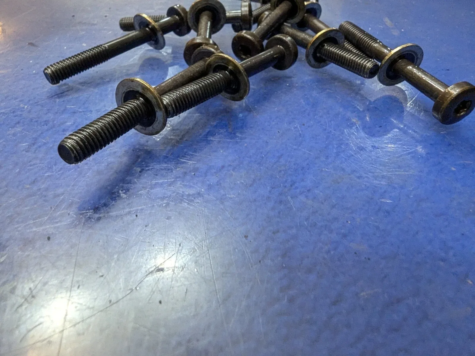 2012-2014 BMW X6M (E71) 6HP-26Z Transmission Oil Pump Bolts Set 1068410086 image 2