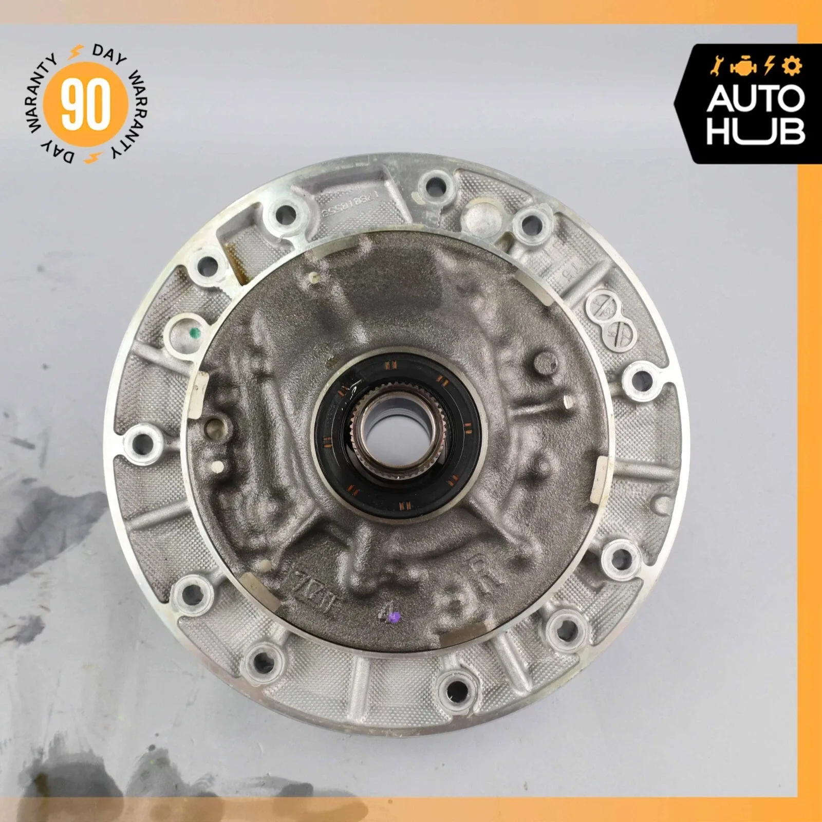 2015-2018 Porsche Cayenne 958 Transmission Oil Pump 95830001301 / 95830001302 image 2