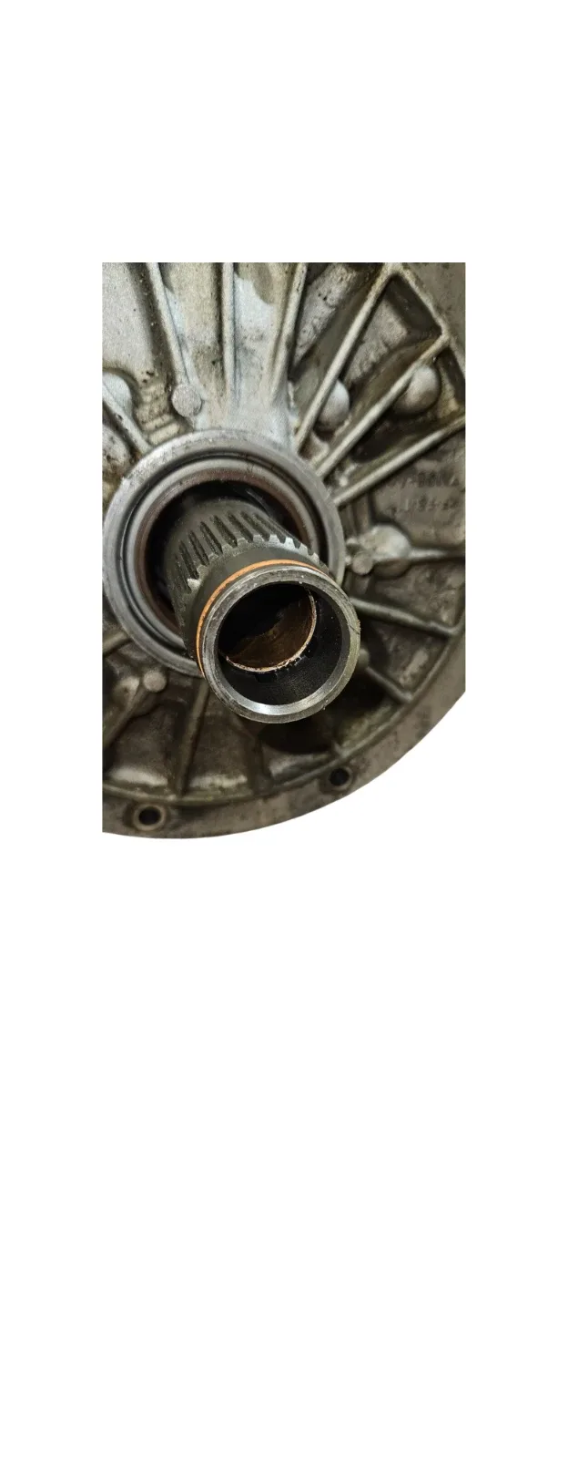 1998+ E4OD/4R100 Transmission Oil Pump RF-F81P-7A105 image 2