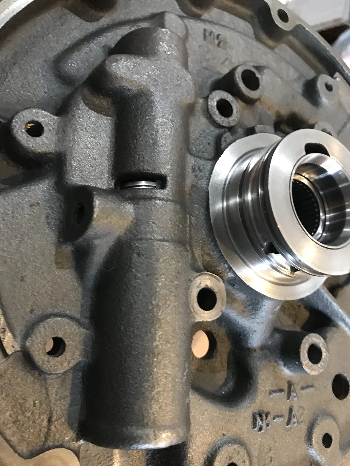 Allison 545 Remanufactured Oil Pump Support (6‑bolt) image 4