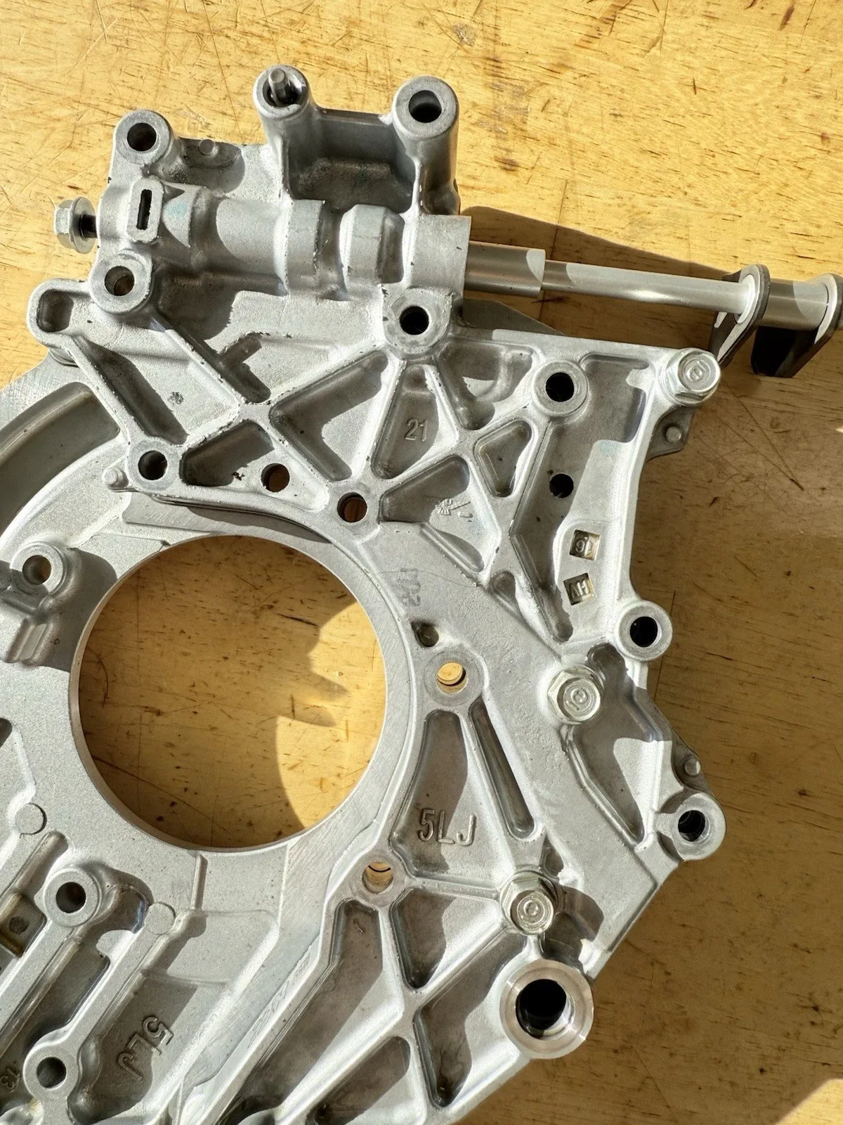 2021 Honda CR-V Automatic Transmission Oil Pump Cover Panel image 2