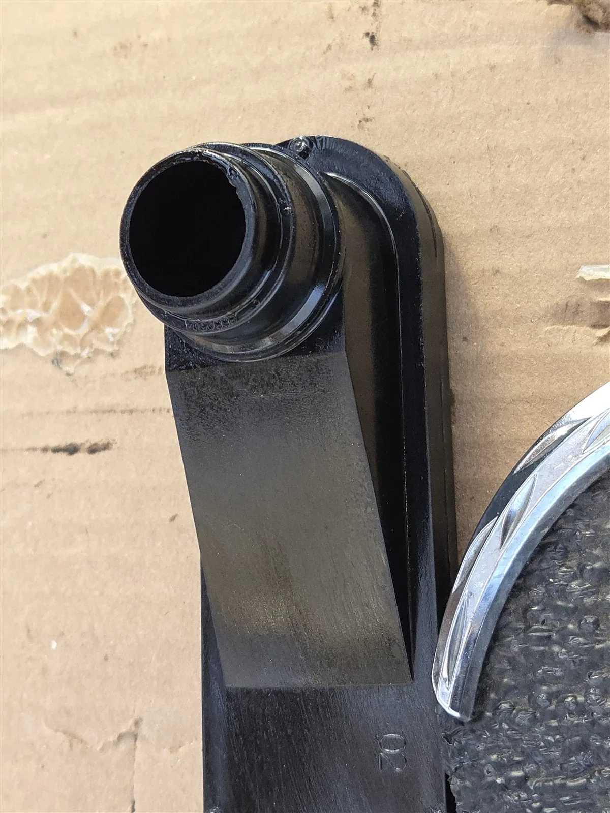 2006-2011 Cadillac DTS 4T80E Transmission Oil Pick Filter Suction Tube 24207361 image 4