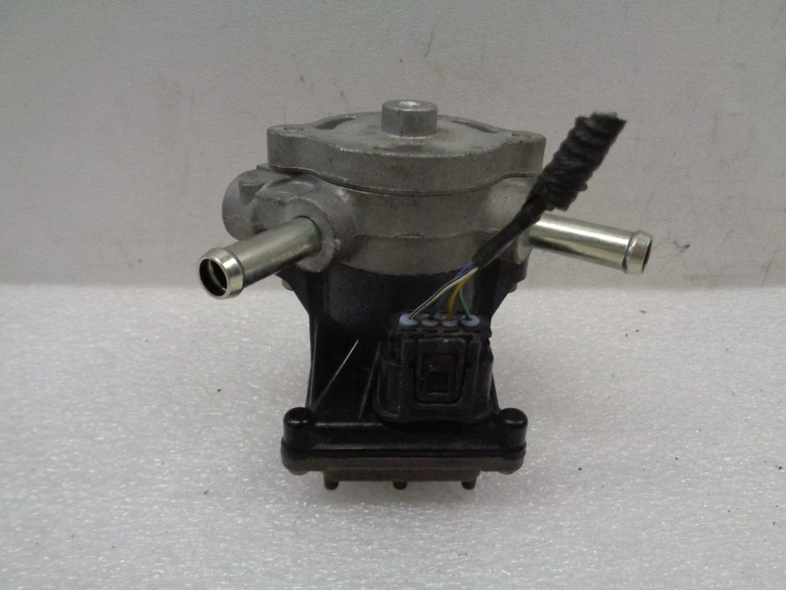 2016-2020 Toyota Mirai Transmission Oil Pump 3241476944 image 2