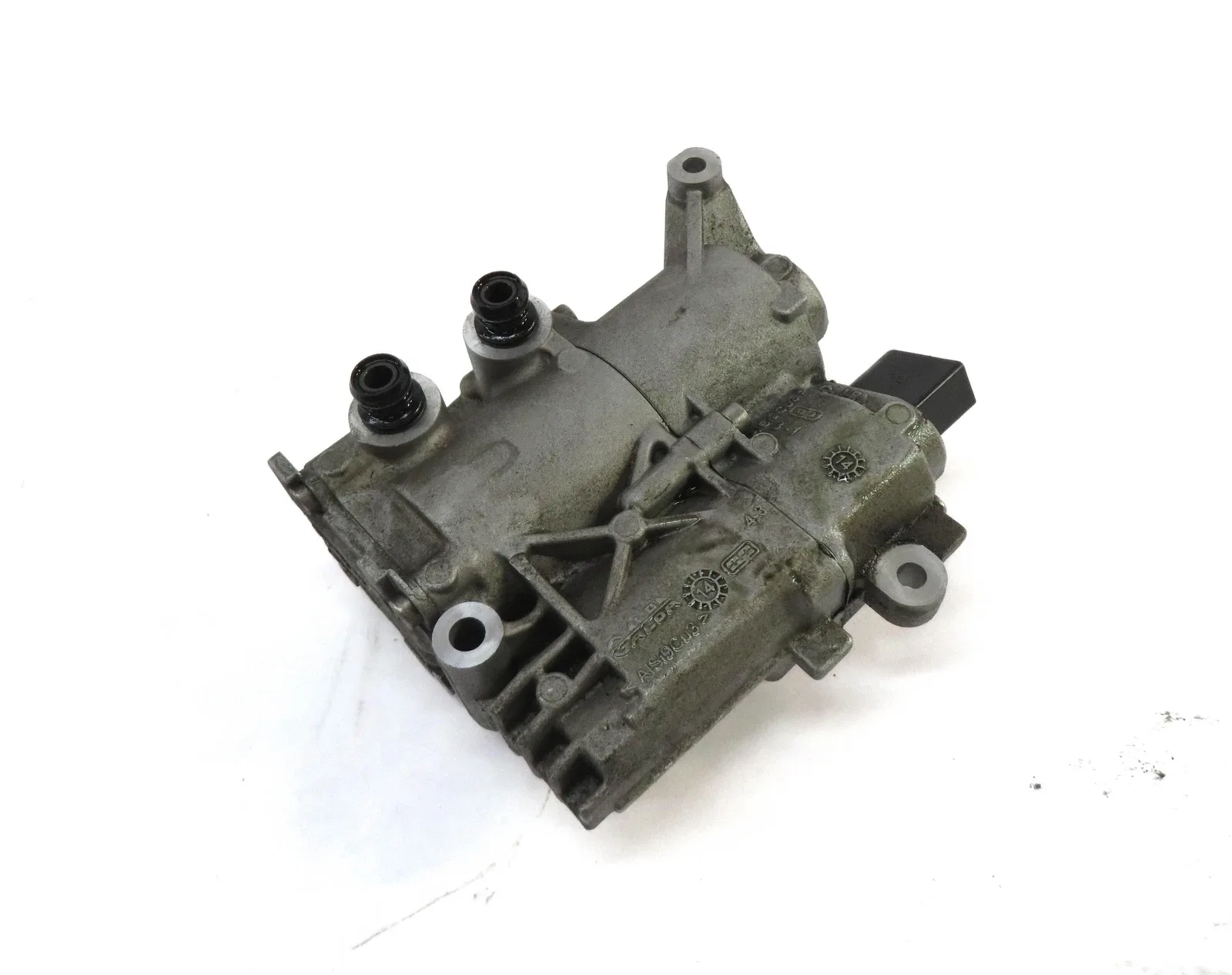 2015-2017 Mercedes C300 (W205) AWD Auxiliary Electric Oil Pump MPN 2222700201 image 2