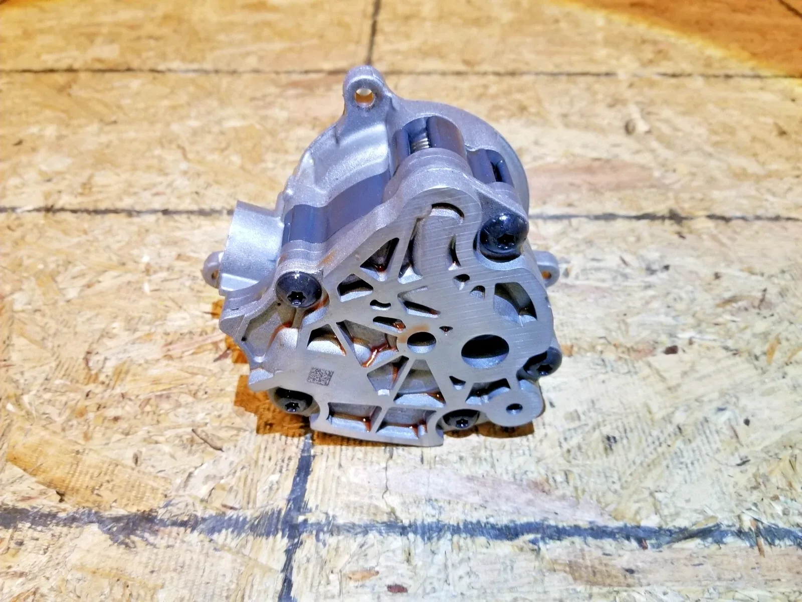 2014 Buick Regal Automatic Transmission Oil Pump GM 24265727 2.0L